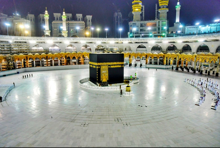 السعودية تعلن ضوابط الحج هذا العام .. أهمها حجر منزلي لكل الحجاج