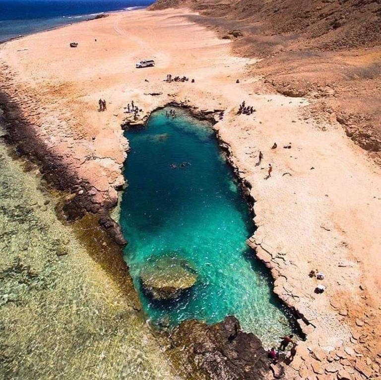 بحيرة النيزك