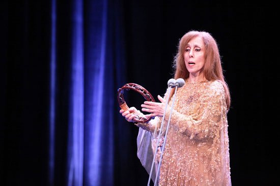 فيروز