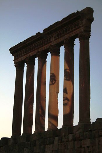 فيروز